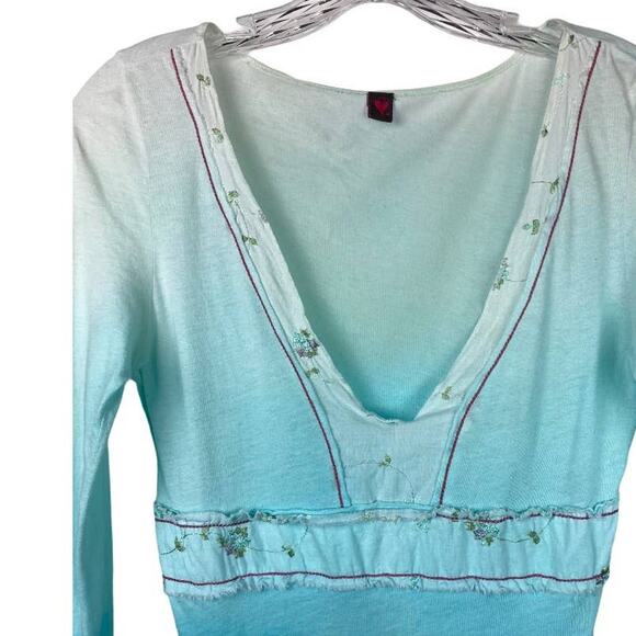 LANGUAGE LOS ANGELES Women's Size S Boho V-Neck Ombre Embroidered Top - Picture 3 of 7